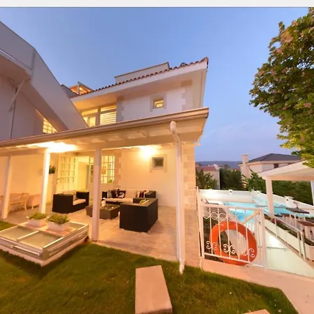 Venezia By Nobela Hotel *